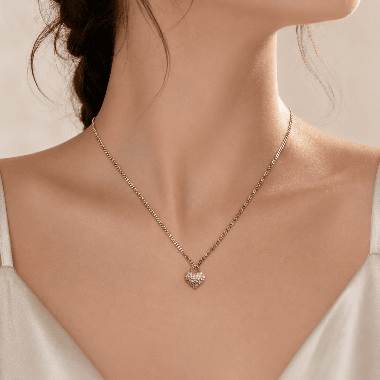 Collar Melodía — puesta en modelo